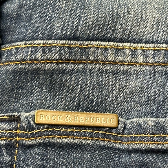 SOLD Rock & Republic Woman’s Blue Distressed Stretch Kasandra Bootcut Jeans - Picture 4 of 14